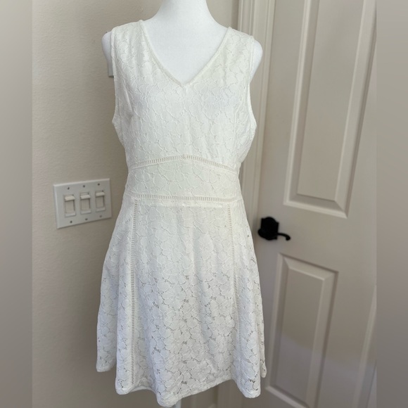Skies Are Blue Dresses & Skirts - White a line eyelet dress - great waist detail. Lined.
